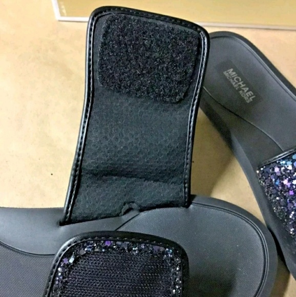 Michael kors flip-flops - Picture 2 of 4